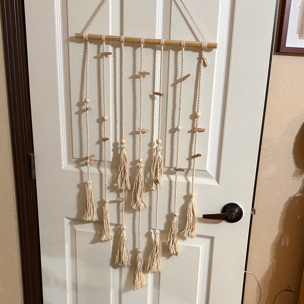 BoHo macramé wall hanging picture holder